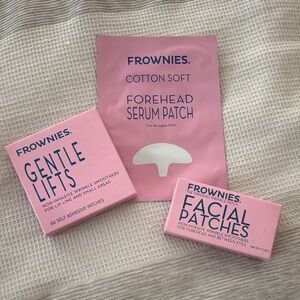 Frownies Pink Facial Patches and Serum Set